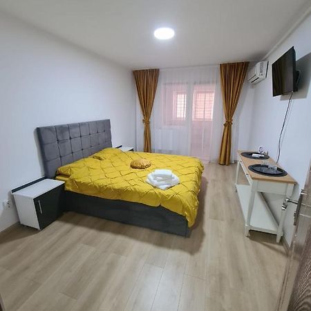 Garsoniera Luxury Kevin Διαμέρισμα Πιτέστι Εξωτερικό φωτογραφία