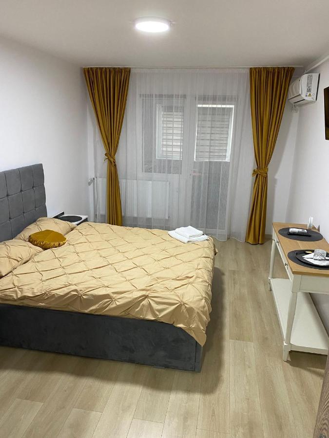 Garsoniera Luxury Kevin Διαμέρισμα Πιτέστι Εξωτερικό φωτογραφία